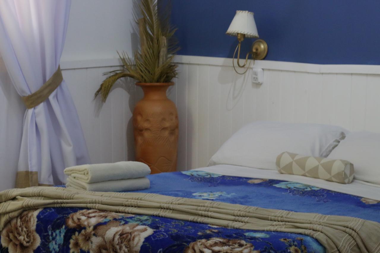 プエルト・イグアス Folks Iguazu - Casa De Huespedes Bed & Breakfast エクステリア 写真